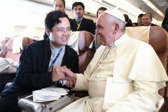 Rome-based priest urges faithful to avoid false reports on Pope Francis