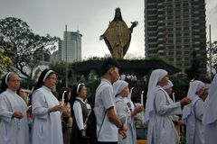 Remember EDSA, remember courage and resistance, remember our martyrs and heroes