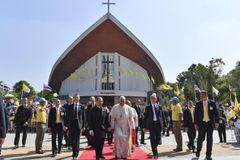 Pope Francis asks priests, religious in Thailand to inculturate the Gospel