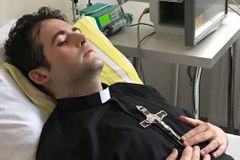 Facing terminal cancer, Polish man ordained priest in hospital bed