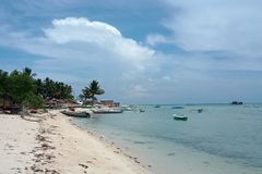 Bishop urges pullout of private guards from southern Palawan islet