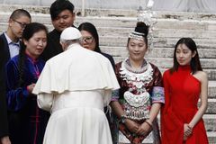 Time to heal, restore unity, evangelize, pope tells Catholics in China