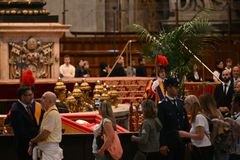 Novemdiales: Cardinals set schedule for nine days of mourning