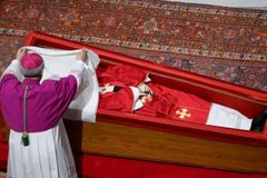 Pope’s coffin sealed ahead of funeral on Saturday morning
