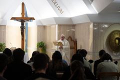 Peacemaking begins at home by saying ‘no’ to rivalry, pope says at Mass