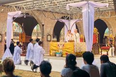 Ilocos Norte parish honors heroic priest