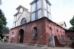 6 churches in CDO archdiocese closed after  priests contract Covid-19