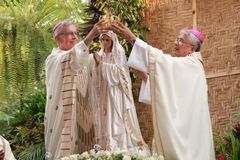 ‘Our Lady of Fatima de Binakayan’ receives papal crown