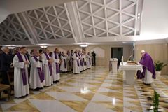 Devil targets those who succumb to despair, negativity, pope says