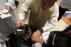 Manila archdiocese ends fixed rates for sacraments