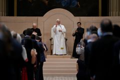Pope tells politicians that AI should serve human beings, not replace them