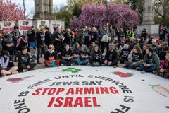 Philippine cardinal urges Jewish communities to oppose Israel’s aggression in Gaza