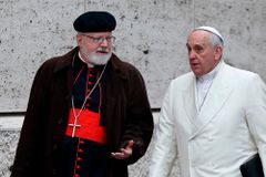 Pope renews membership of child protection commission