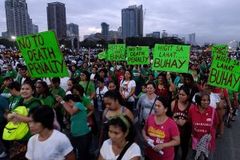 Walk for Life draws thousands in Manila