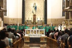 Mga mambabatas na lumalapit sa diyos ang kailangan ng Pilipinas-Cardinal Advincula - VeritasPH
