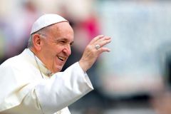 Seek Jesus before material things, pope says