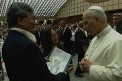 Makadaupang palad si Pope Leo XIV, isang biyaya para sa pangulo ng SLP - VeritasPH