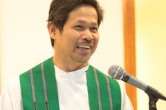 Pagtanggap ng tulong mula sa maling gawain, panggigisa sa sariling mantika - VeritasPH