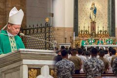 Maging tagatatag ng kayapaan at saksi ng pananampalataya, paalala ni Cardinal Advincula sa militar - VeritasPH