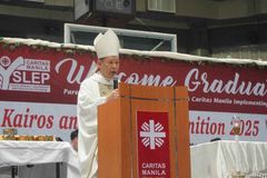 YSLEP graduates, hinimok ni Cardinal Advincula na tularan si San Vicente de Paul - VeritasPH