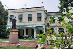 Kindness helps convent face grief as 11 nuns die of coronavirus