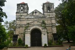 Cebu archbishop condemns crime inside church