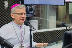 Papal Nuncio, nakikiisa sa pananalangin sa mga naapektuhan ng magkasunod na kalamidad - VeritasPH