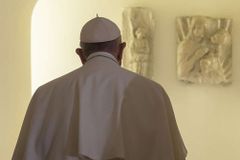 Pope Francis to offer Mass at tomb of John Paul II on saint’s 100th birthday