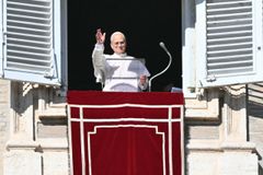 Pope: AI use in healthcare must ensure quality of care and relationships