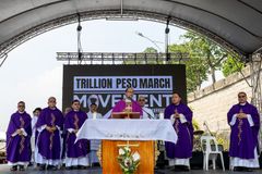 Cardinal: Edsa revolution ‘still a work in progress’ amid corruption