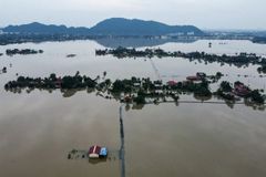 Over 1,200 dead in Asia floods; Indonesia and Sri Lanka face worsening humanitarian crisis