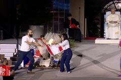 Pope to young people: There is still time to dream, plan, and do good