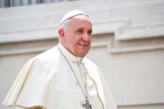 This Facebook bot lets you ‘Chat with the Pope’