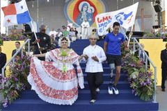 Pope’s message to youth: Don’t let your cell phone distract you from reality