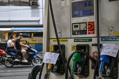 Asian stocks plunge as oil jumps on widening Middle East conflict