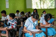 Catholic educators question readiness for three-term school calendar