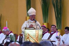 Samahan at ipanalangin ang mga pari sa kanilang bokasyon, panawagan ni Bishop Agcaracar - VeritasPH