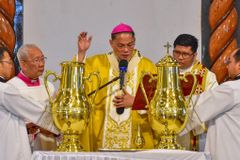 CBCP head urges families to center prayer, not just reunions, during Holy Week
