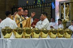 PHOTOS: One in five priests struggling, Manila cardinal says at Chrism Mass