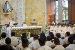 At Collegio Day, Cardinal Tagle says Christians must confront culture of violence