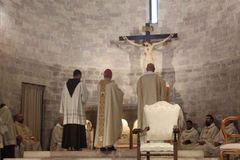 Diocese of Assisi, umaapela sa mananampalataya na ihandog ang sarili sa pagtulong sa kapwa - VeritasPH