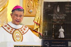 Mananampalataya, hinimok ni Bishop Santos ng sama-samang panalangin ng Santo rosaryo - VeritasPH
