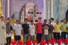 Mananampalataya, hinimok ni Cardinal Advincula na tularan si San Felipe Neri - VeritasPH