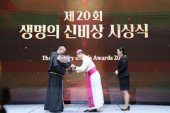 Seoul honors Vatican AI ethics adviser as Church prepares for World Youth Day 2027