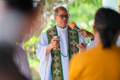 Mga lider ng simbahang katolika, nagpahayag ng suporta kay Bishop Mangalinao - VeritasPH