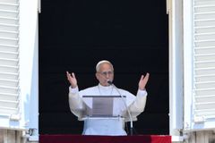 Pope at Angelus: Love involves detachment, loss, hospitality