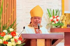 Mamuhay ng payak, paanyaya ni Bishop Gaa sa mananampalataya - VeritasPH