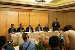 Church must confront systems driving poverty and environmental destruction, Asian bishops say