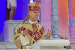 Isabuhay ang paglilingkod sa kapwa, apela ng Papal Nuncio sa MOP - VeritasPH