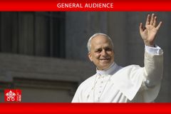 Pope at Audience: Church is called to serve humanity, unmask society’s contradictions